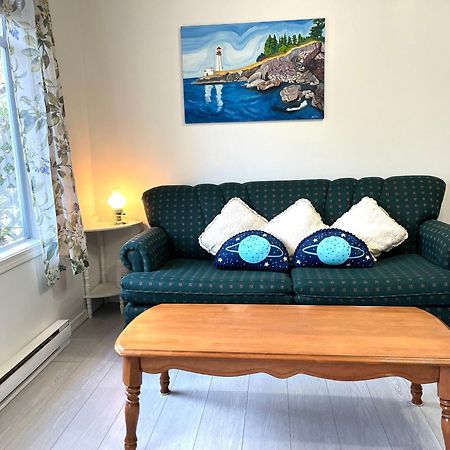 Summer Breeze Hotel Sooke Ngoại thất bức ảnh