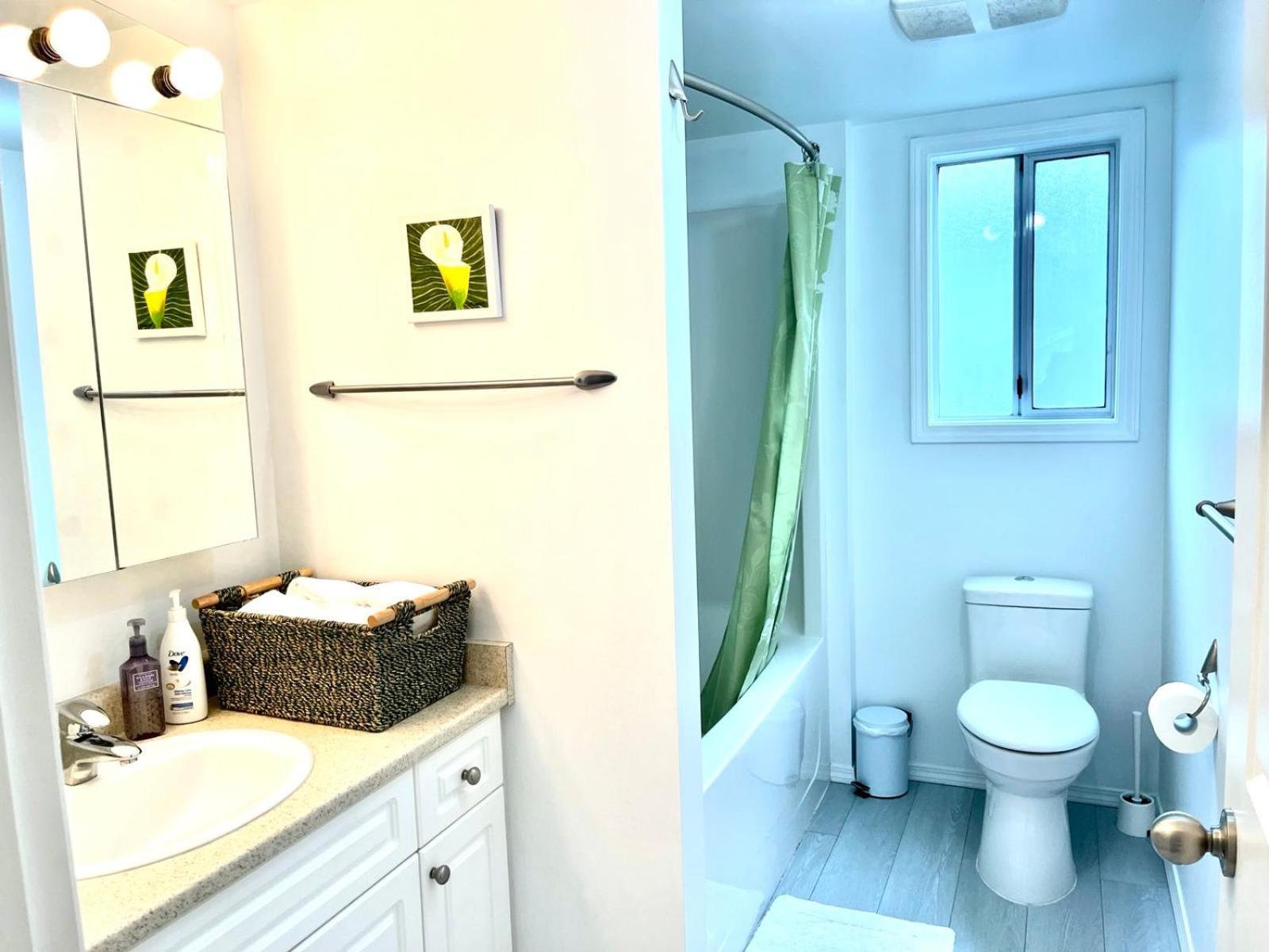 Summer Breeze Hotel Sooke Ngoại thất bức ảnh