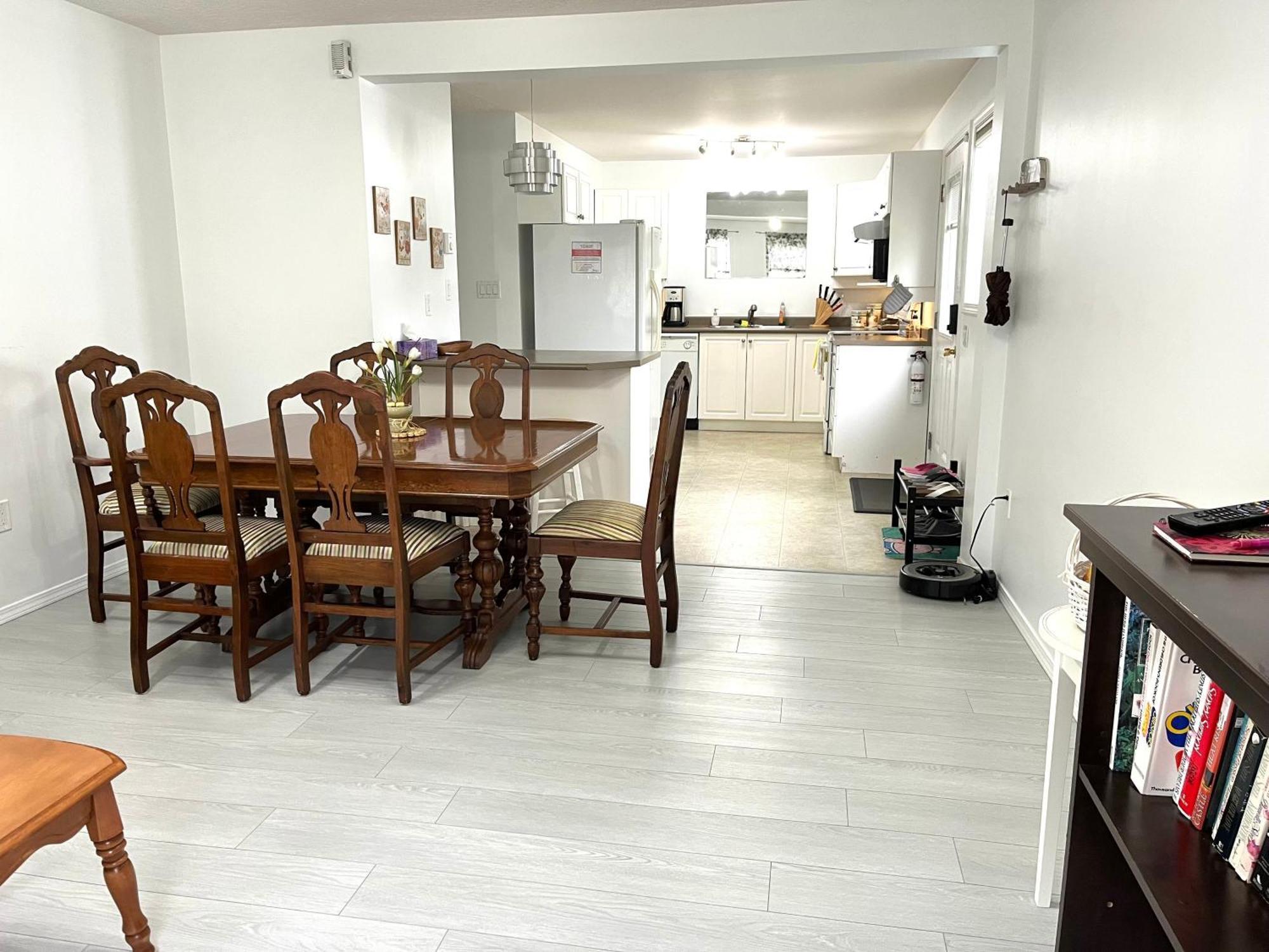 Summer Breeze Hotel Sooke Ngoại thất bức ảnh